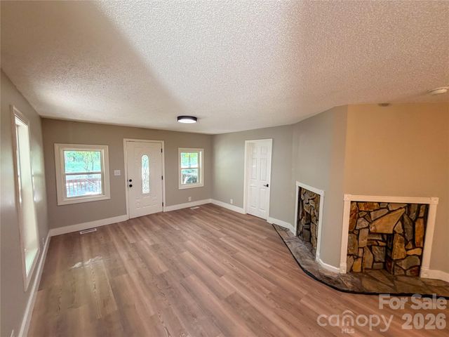 3910 Oakwood Circle, Iron Station, NC 28080