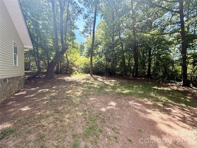 3910 Oakwood Circle, Iron Station, NC 28080