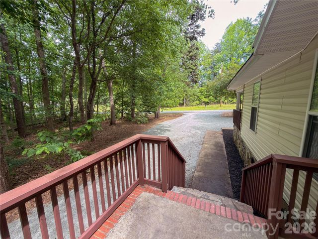 3910 Oakwood Circle, Iron Station, NC 28080