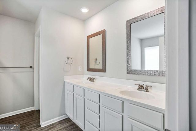 212 Ridge Valley Drive, Woodstock, GA 30189