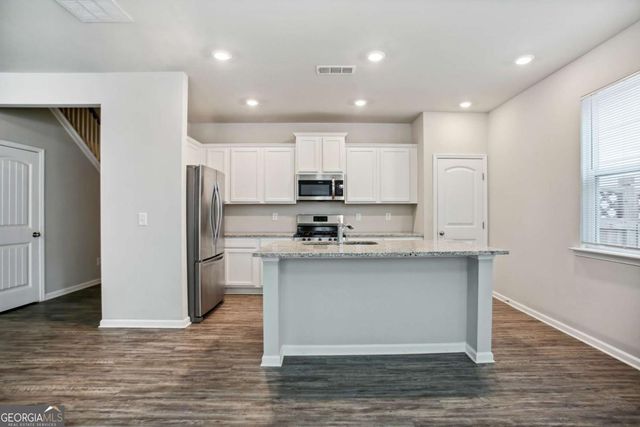 212 Ridge Valley Drive, Woodstock, GA 30189