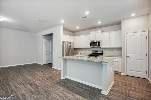 212 Ridge Valley Drive, Woodstock, GA 30189