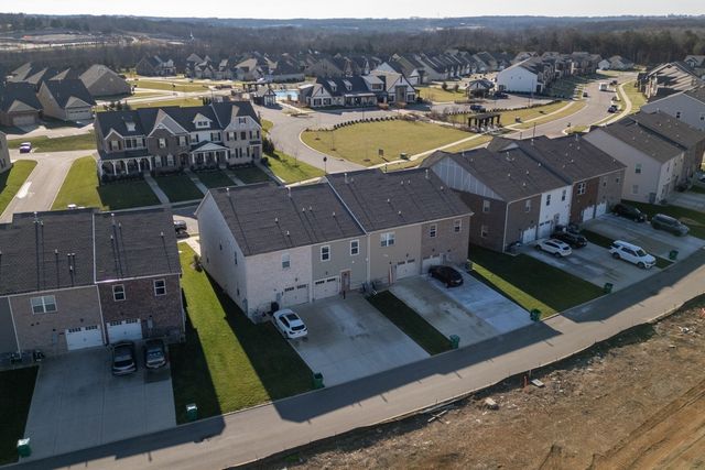 931 Nance Ln, Lebanon, TN 37087