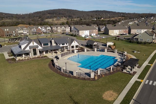 931 Nance Ln, Lebanon, TN 37087