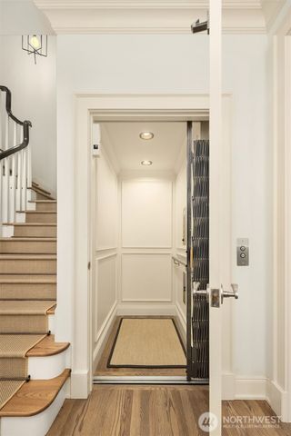 2018 Broadmoor Drive E, Seattle, WA 98112