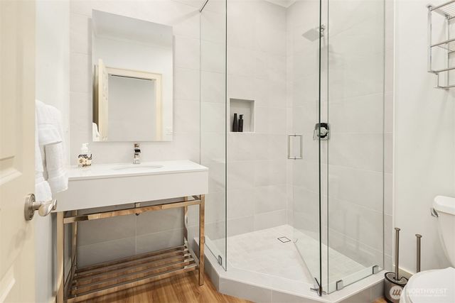 2018 Broadmoor Drive E, Seattle, WA 98112