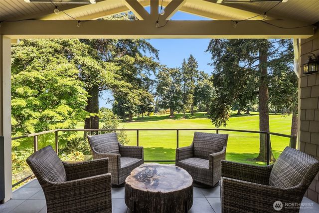 2018 Broadmoor Drive E, Seattle, WA 98112