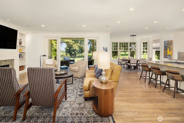 2018 Broadmoor Drive E, Seattle, WA 98112