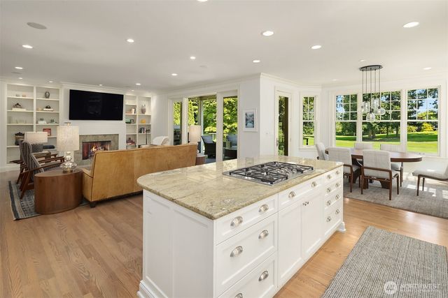 2018 Broadmoor Drive E, Seattle, WA 98112