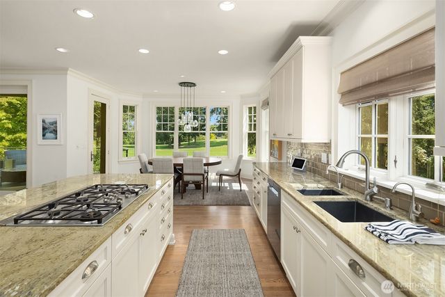 2018 Broadmoor Drive E, Seattle, WA 98112