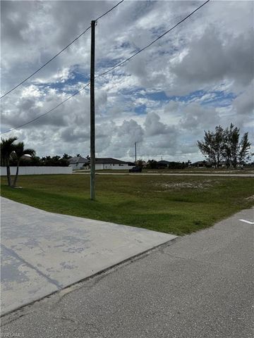 1540 NW 41st PL, Cape Coral, FL 33993