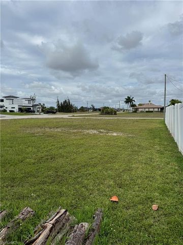 1540 NW 41st PL, Cape Coral, FL 33993