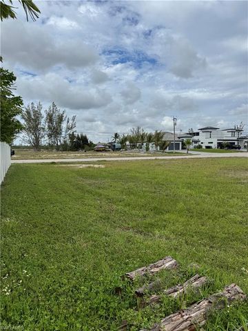 1540 NW 41st PL, Cape Coral, FL 33993