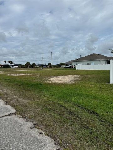 1540 NW 41st PL, Cape Coral, FL 33993