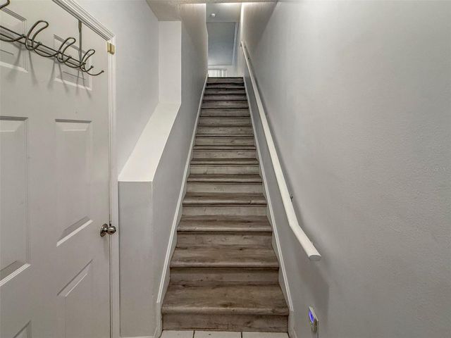 4980 BARALDI CIRCLE 17-208, Sarasota, FL 34235