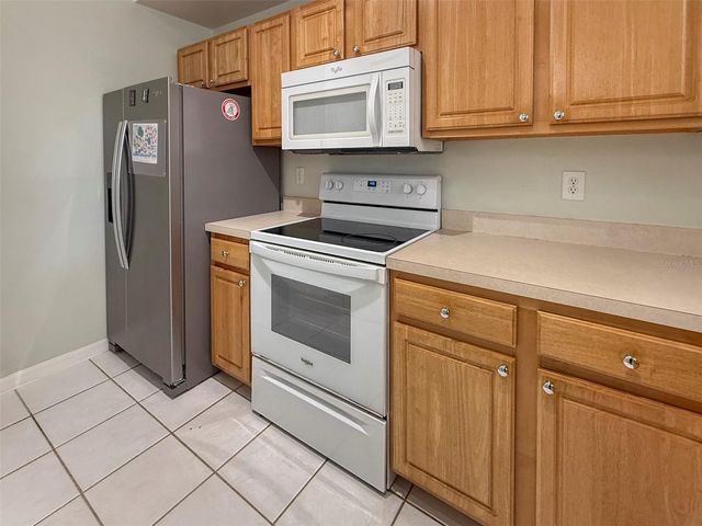 4980 BARALDI CIRCLE 17-208, Sarasota, FL 34235