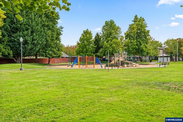 4145 Winners Circle Av SE, Albany, OR 97322