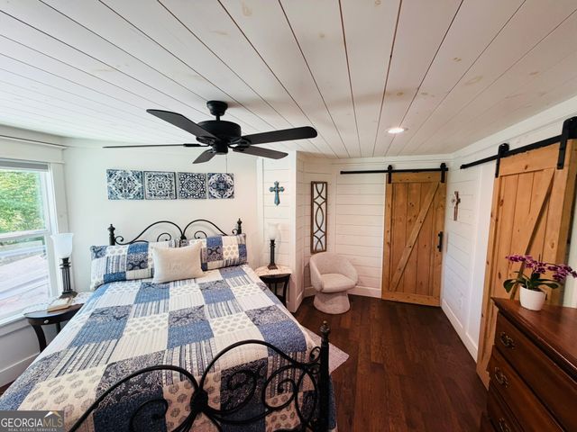 74 Valley Drive, Ellijay, GA 30536