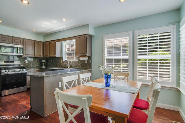 19 Fairway Boulevard, Monroe, NJ 08831