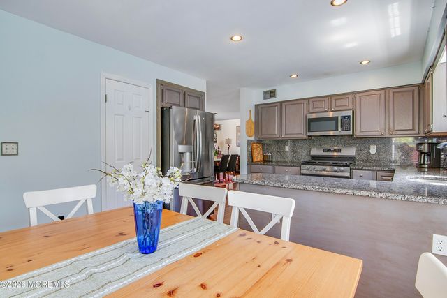 19 Fairway Boulevard, Monroe, NJ 08831