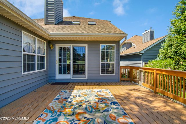 19 Fairway Boulevard, Monroe, NJ 08831