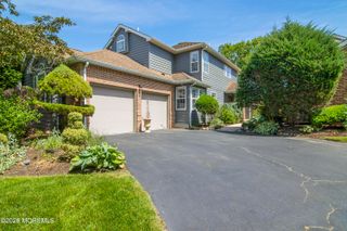 19 Fairway Boulevard, Monroe, NJ 08831