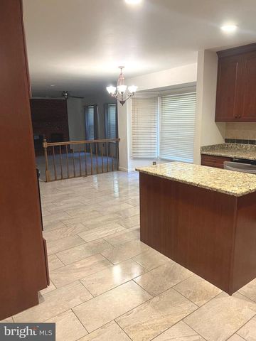 15559 EAGLE TAVERN LN, Centreville, VA 20120