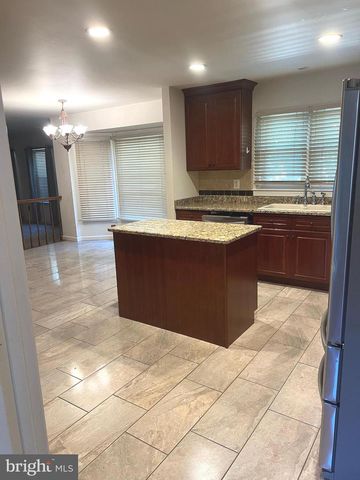 15559 EAGLE TAVERN LN, Centreville, VA 20120