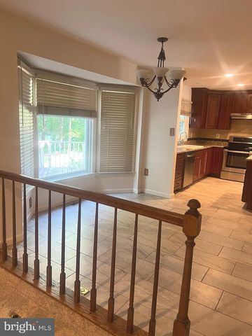 15559 EAGLE TAVERN LN, Centreville, VA 20120