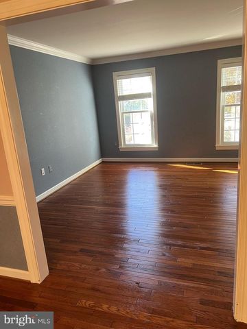 15559 EAGLE TAVERN LN, Centreville, VA 20120