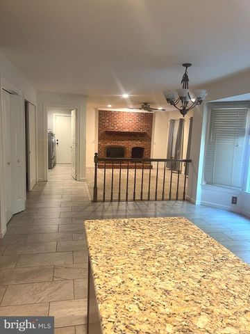 15559 EAGLE TAVERN LN, Centreville, VA 20120