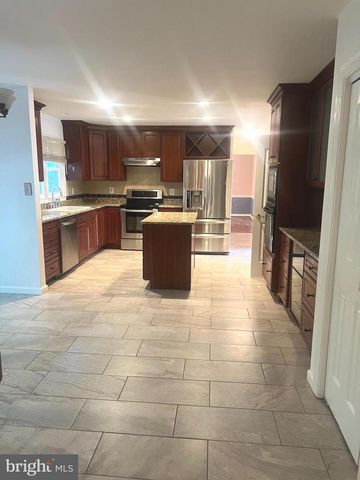 15559 EAGLE TAVERN LN, Centreville, VA 20120