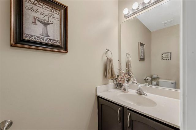 1833 NW 82nd Street, Kansas City, MO 64151