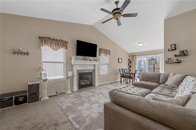 1833 NW 82nd Street, Kansas City, MO 64151