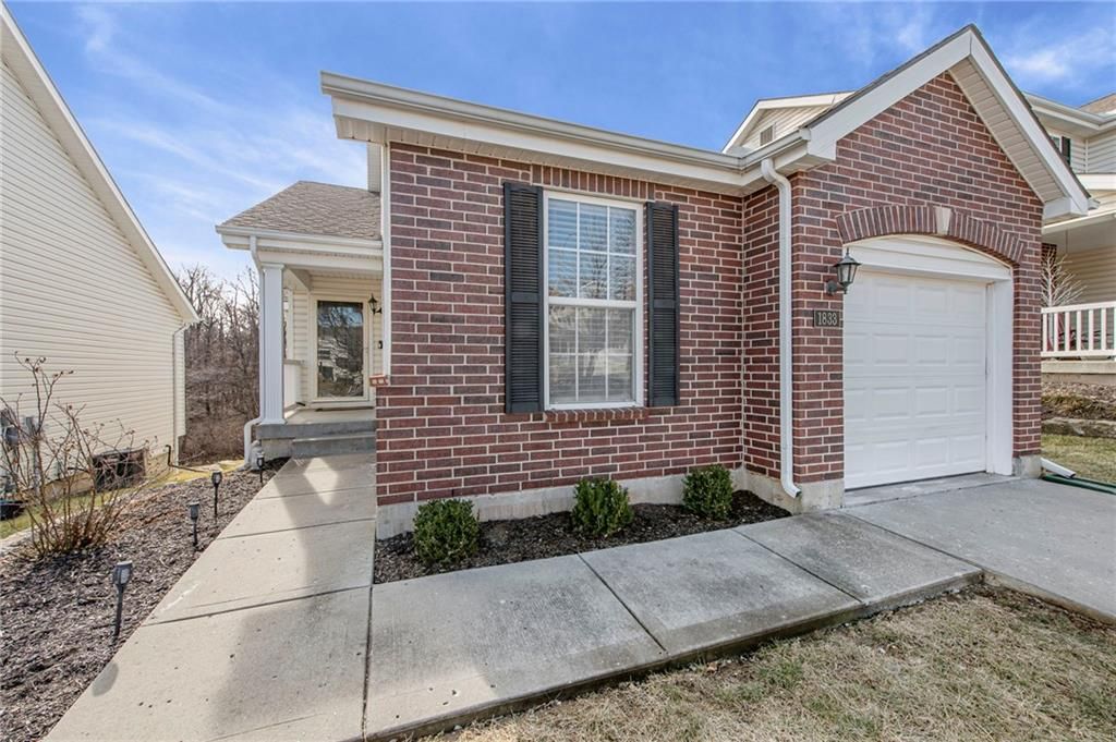 1833 NW 82nd Street, Kansas City, MO 64151