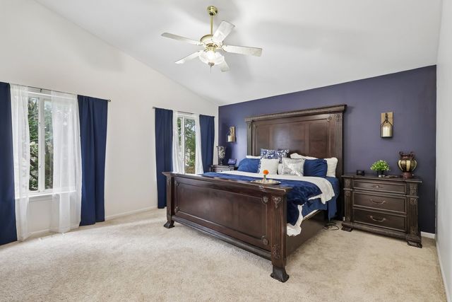 18106 W Hampshire Drive, Gurnee, IL 60031