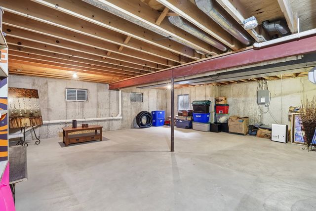 18106 W Hampshire Drive, Gurnee, IL 60031