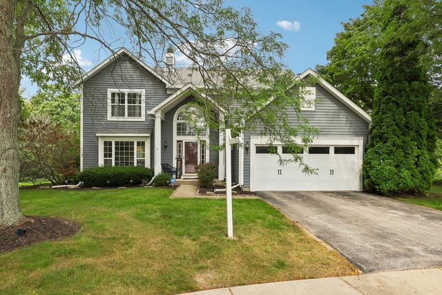 18106 W Hampshire Drive, Gurnee, IL 60031