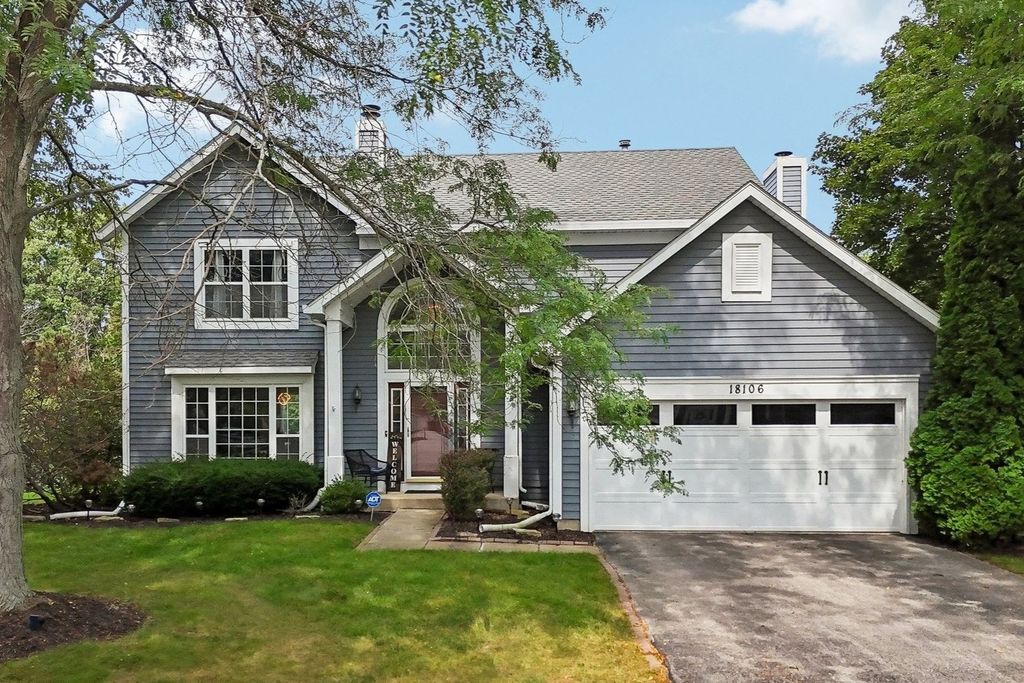 18106 W Hampshire Drive, Gurnee, IL 60031