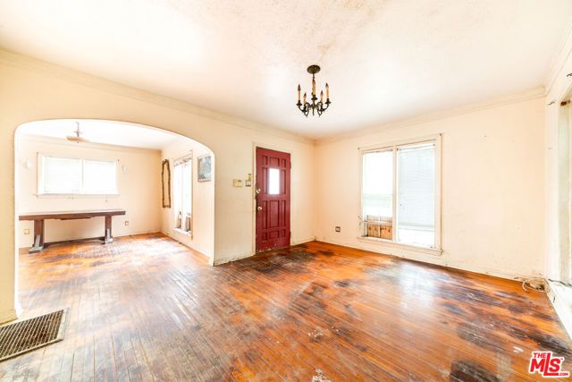 2125 Selby Avenue, Los Angeles, CA 90025