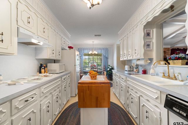 12722 CR 1139, Tyler, TX 75709