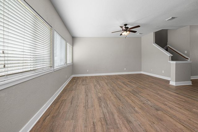 7722 Fallen Leaf, Missouri City, TX 77459