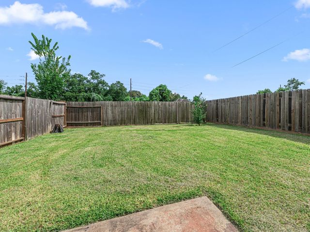 7722 Fallen Leaf, Missouri City, TX 77459