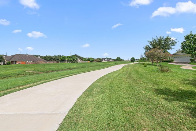 7722 Fallen Leaf, Missouri City, TX 77459
