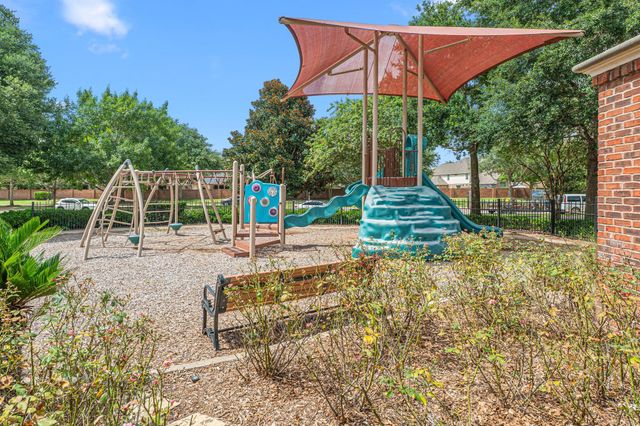 7722 Fallen Leaf, Missouri City, TX 77459