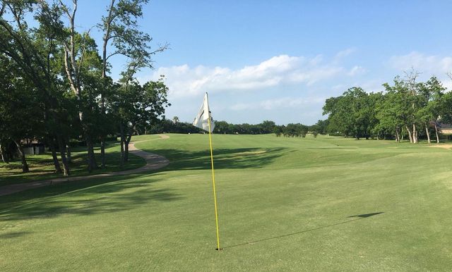 7722 Fallen Leaf, Missouri City, TX 77459