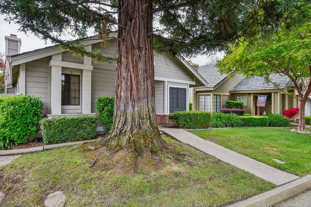 2004 Fernwood Cir, Roseville, CA 95661