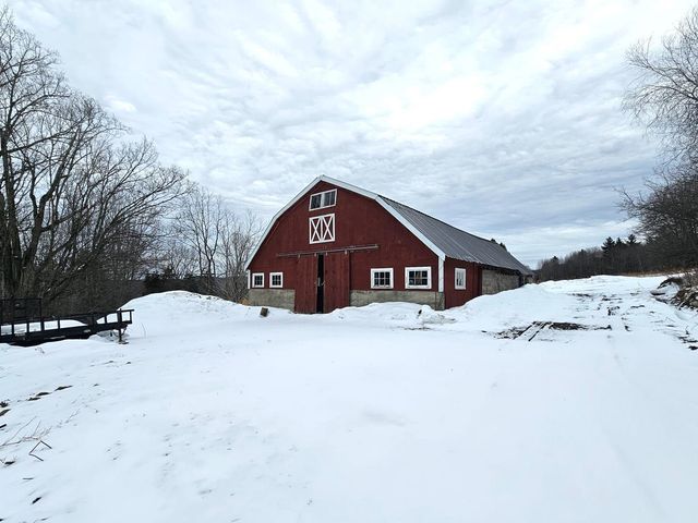 1153 King Hill Road, Readsboro, VT 05350