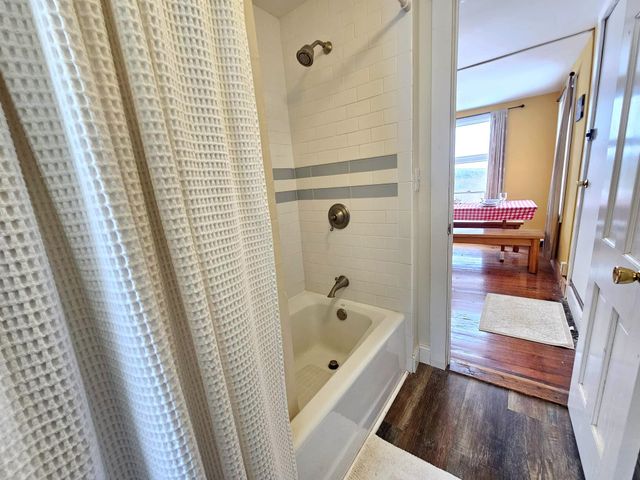 1153 King Hill Road, Readsboro, VT 05350