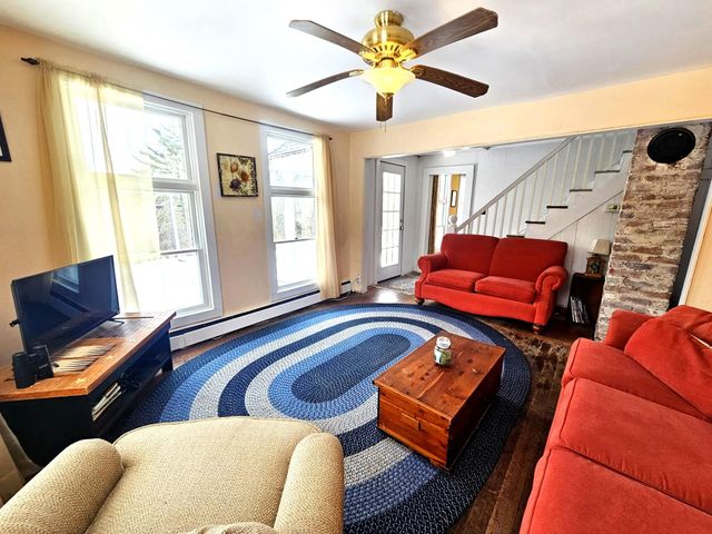 1153 King Hill Road, Readsboro, VT 05350